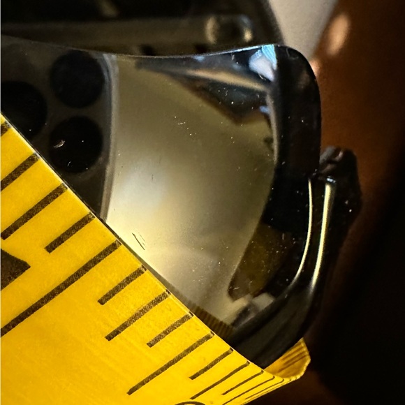 Polarized OAKLEY FLAK Sunglasses with Case - Picture 11 of 11